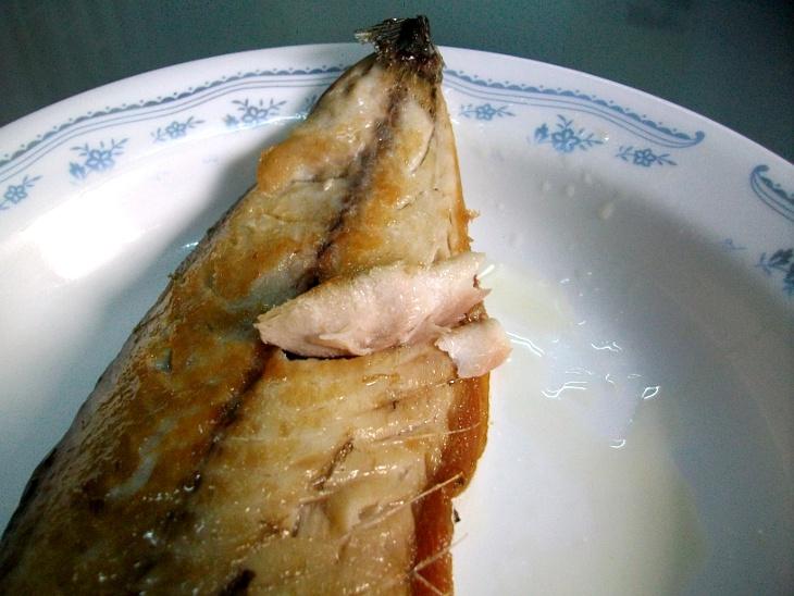 香煎完成的鯖魚肉特寫